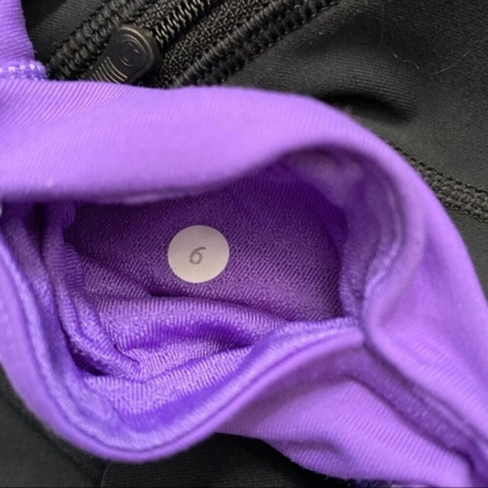 Lululemon Two Side Zipper Pocket Legging Size 6 - Picture 10 of 10